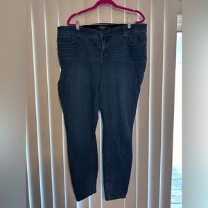 TORRID High-Rise Bombshell Skinny Jeans (size 20T)